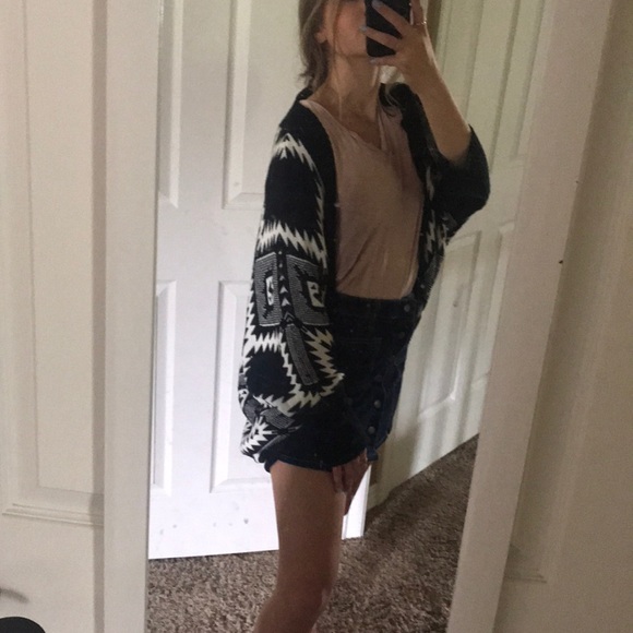 Cardigan - Picture 1 of 2